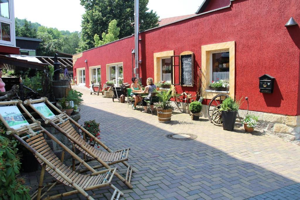 Hotel & Restaurant Zur Linde Фрайталь Экстерьер фото