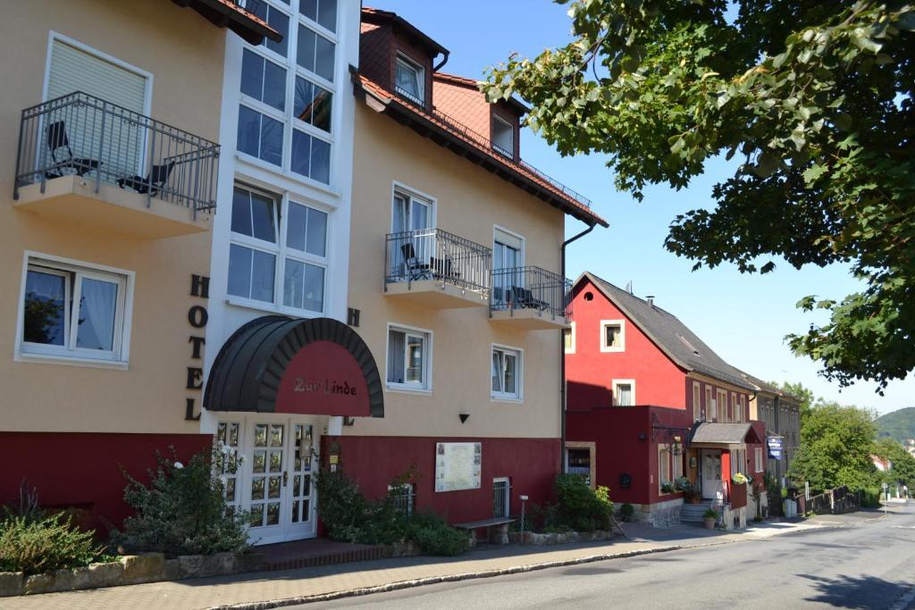 Hotel & Restaurant Zur Linde Фрайталь Экстерьер фото